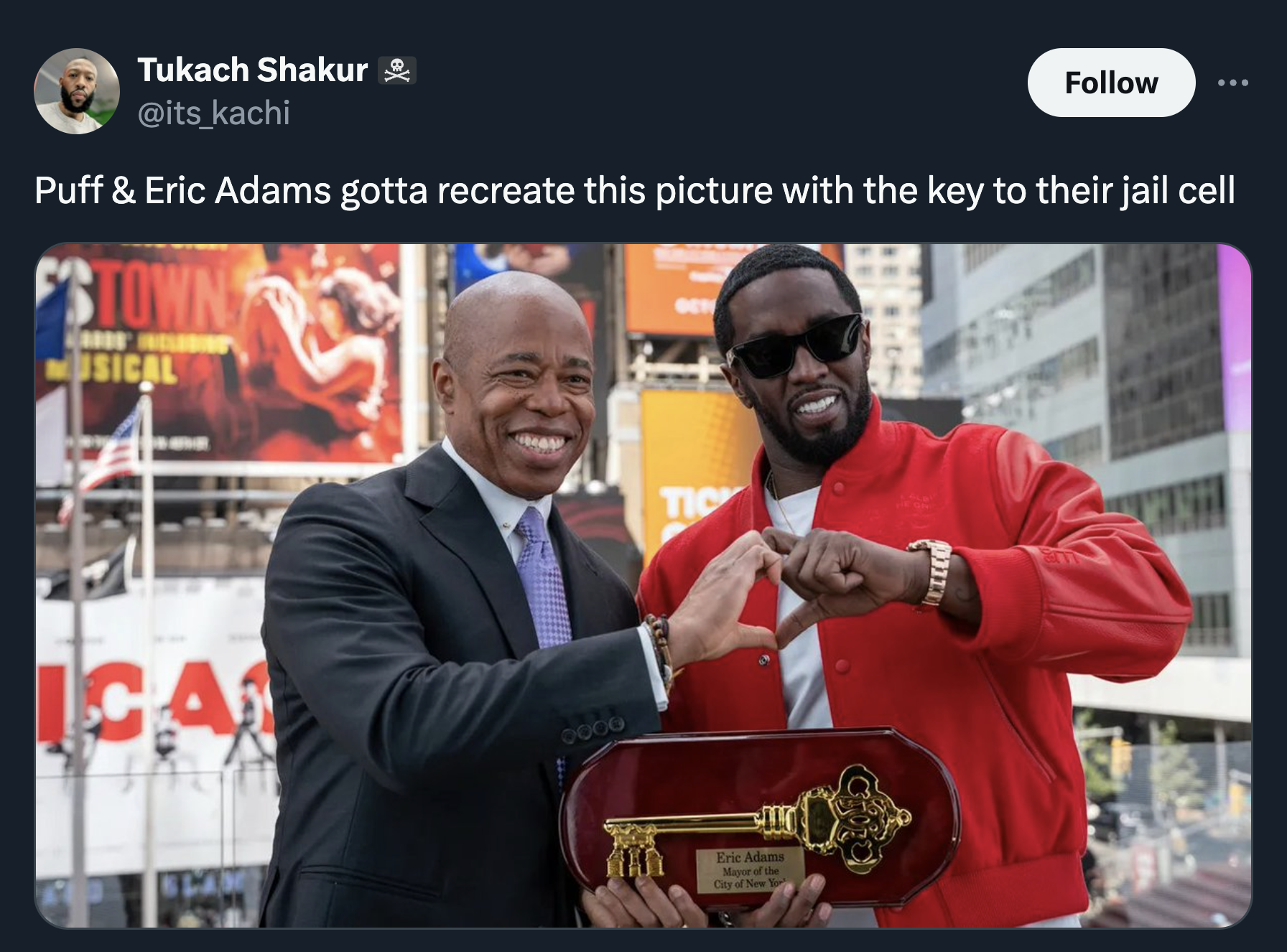 award ceremony - Tukach Shakur Puff & Eric Adams gotta recreate this picture with the key to their jail cell Usical Ca 8000 Tic Eric Adama Car